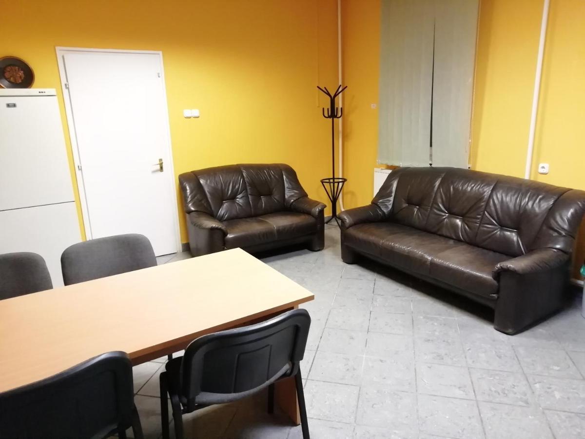 Apartmán Collingo Belvarosi Szallas Kazincbarcika Exteriér fotografie