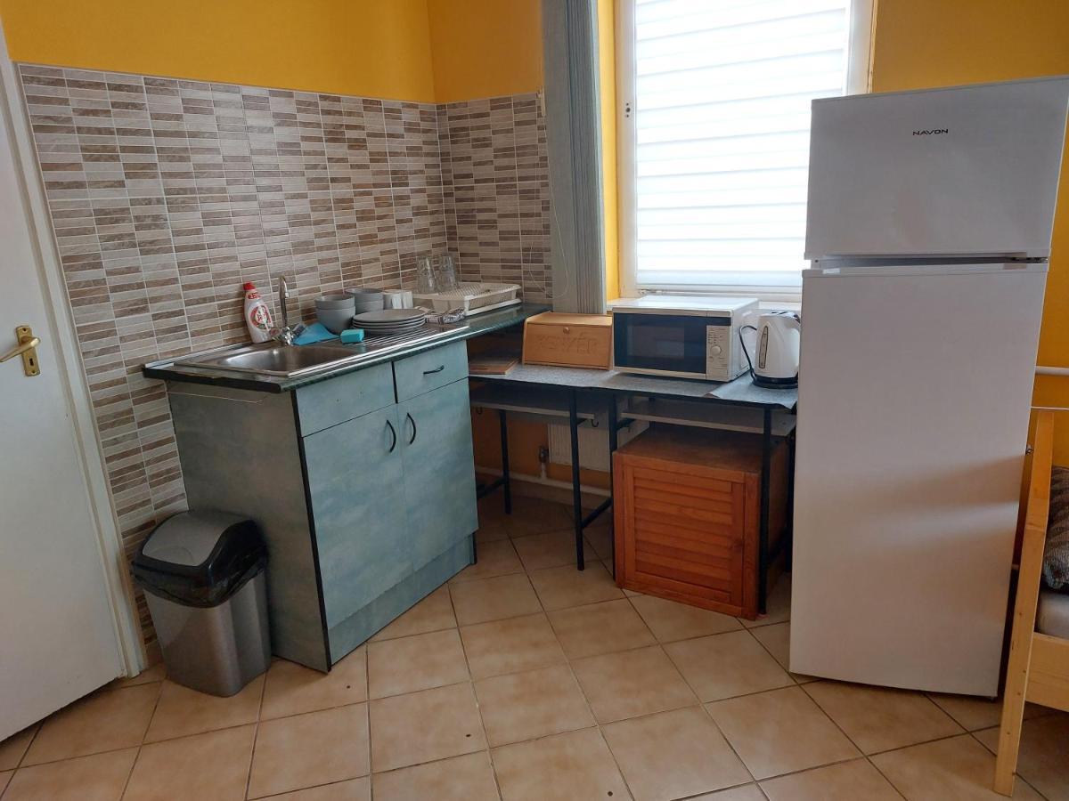 Apartmán Collingo Belvarosi Szallas Kazincbarcika Exteriér fotografie